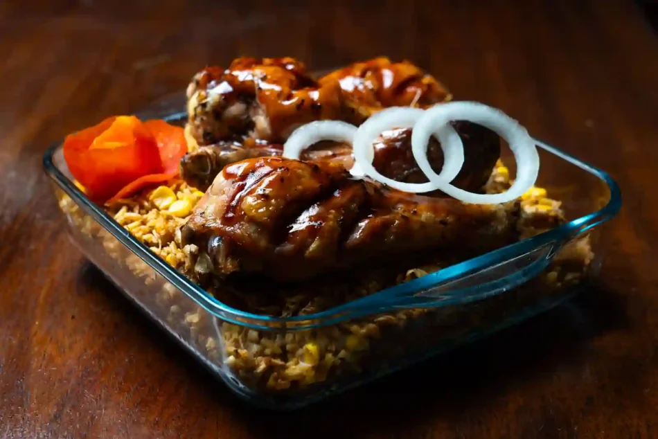 Pollo asado con arroz amarillo